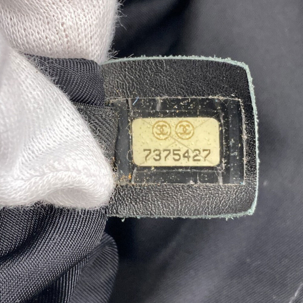 CHANEL Black Tote Bag - Picture 7 of 16